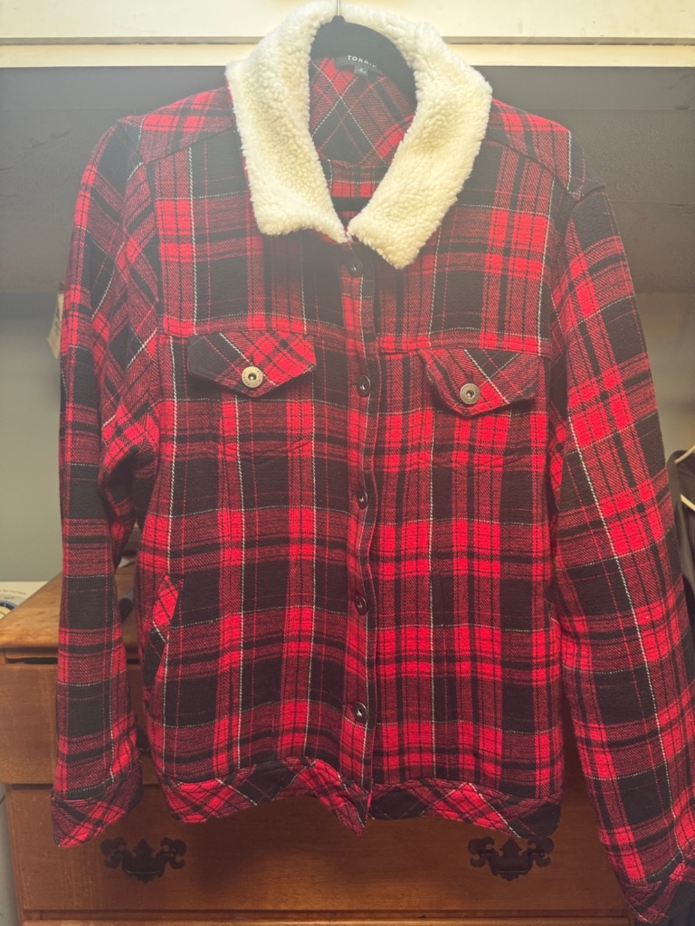 Torrid  Red and Black Plaid Sherpa-Collar Jacket❤️🖤❤️